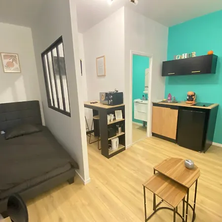 Jardin Laverie Parking Apartment
